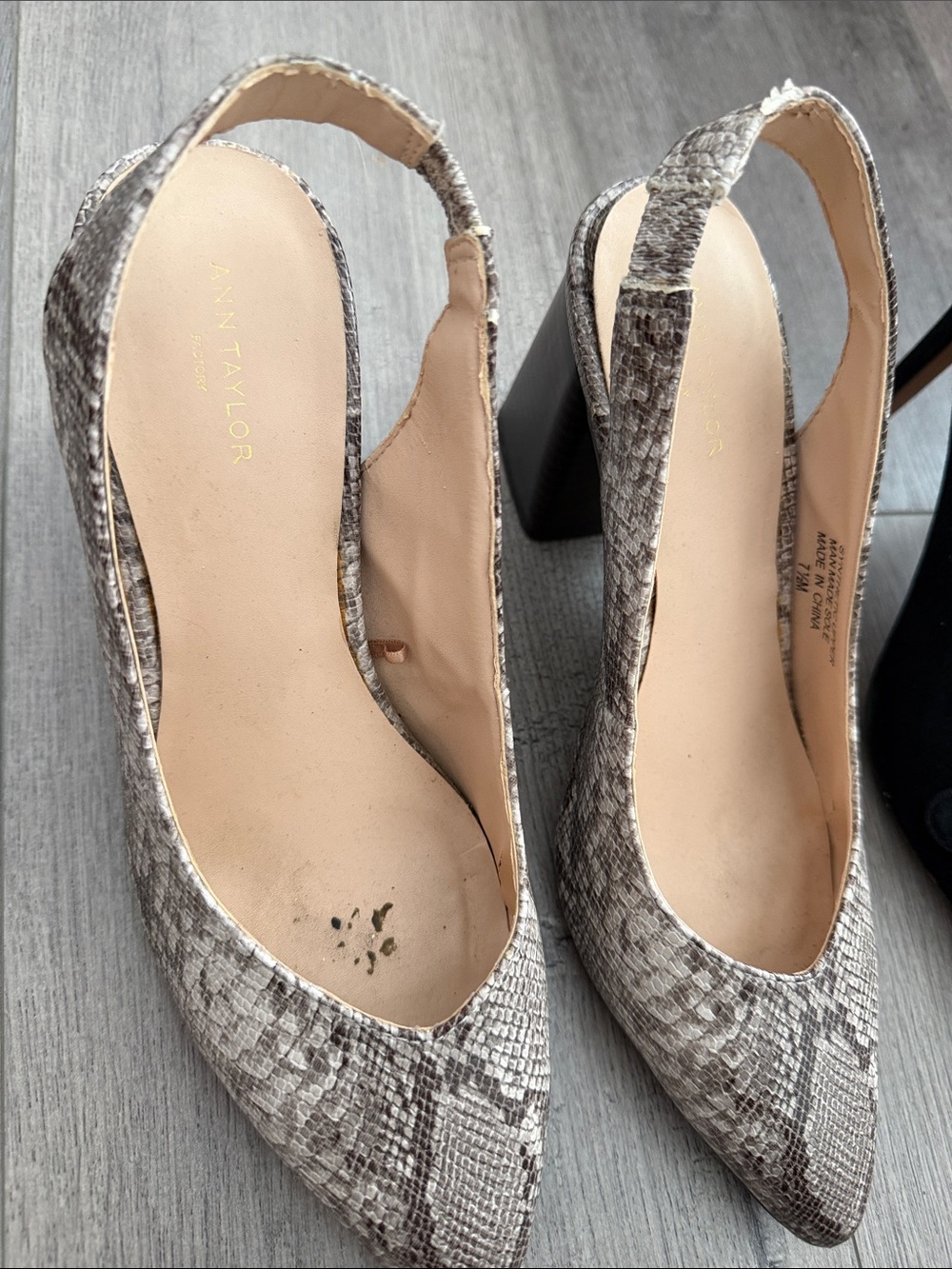 Ann Taylor Blue Pointed-Toe Slingback Heels bundle of 4 - Picture 2 of 8